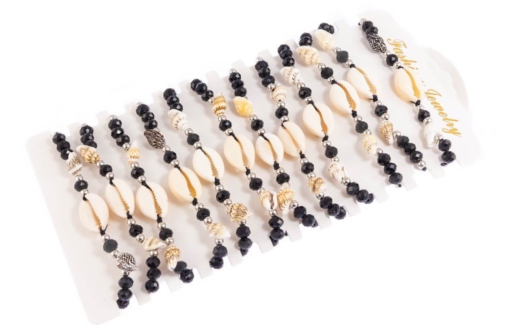 Bransoletki z muszelkami